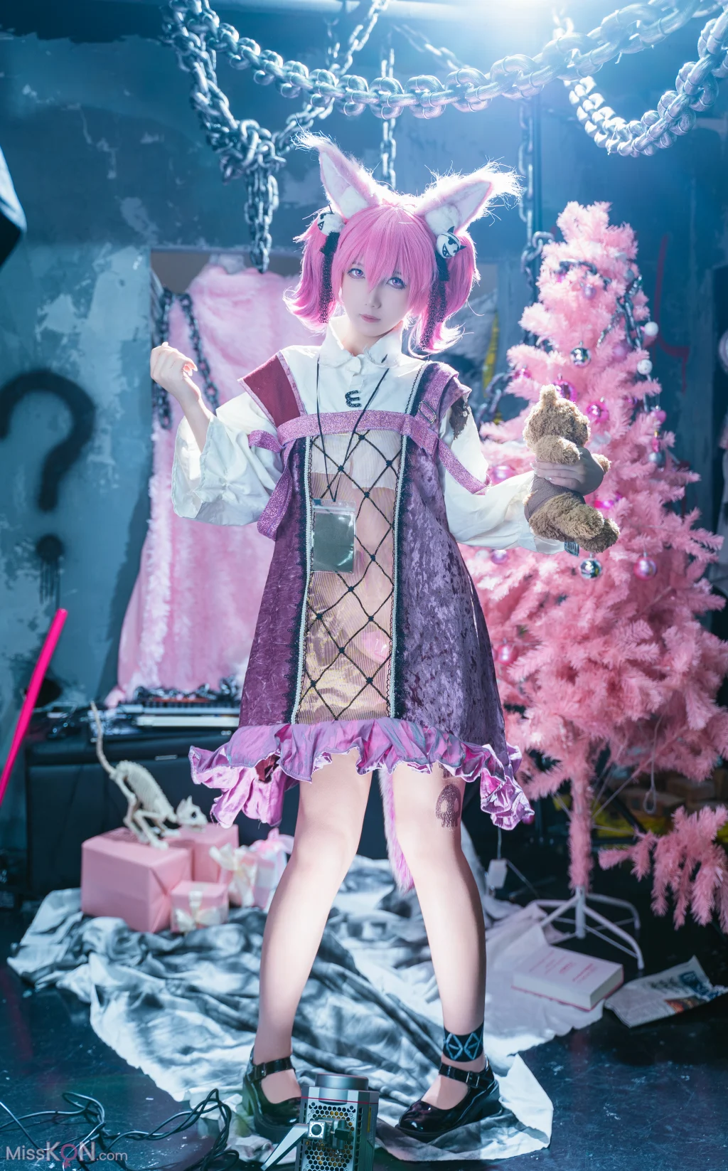 Coser@小和甜酒: 明日方舟-巫恋 (44 photos + 1 video) – Page 2