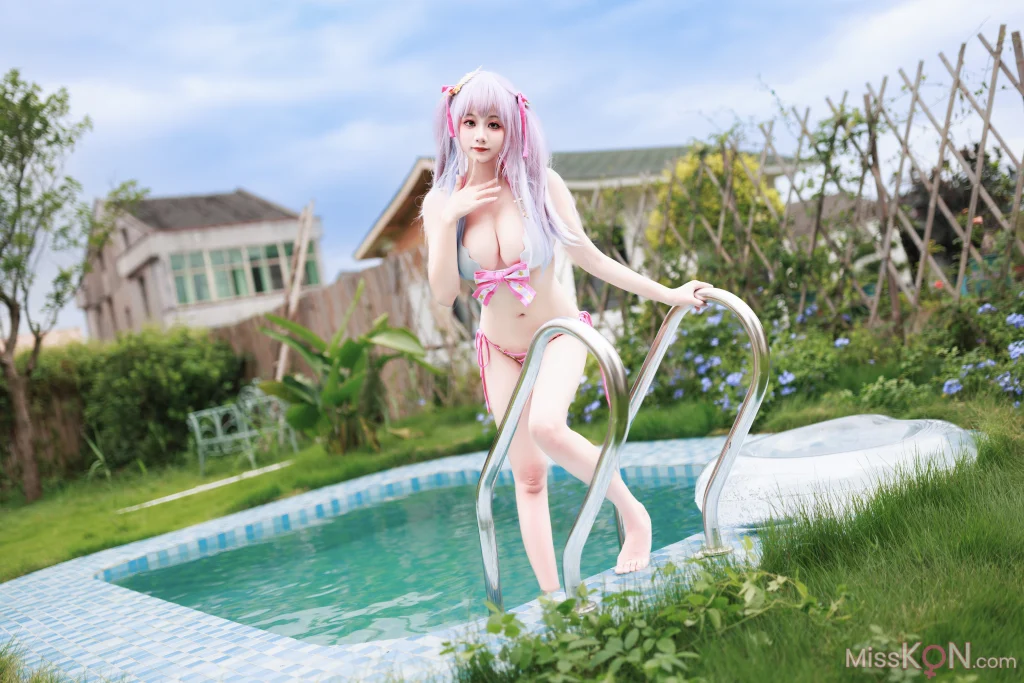 Coser@阿雪雪: 普利茅斯泳装 (99 photos + 2 videos)