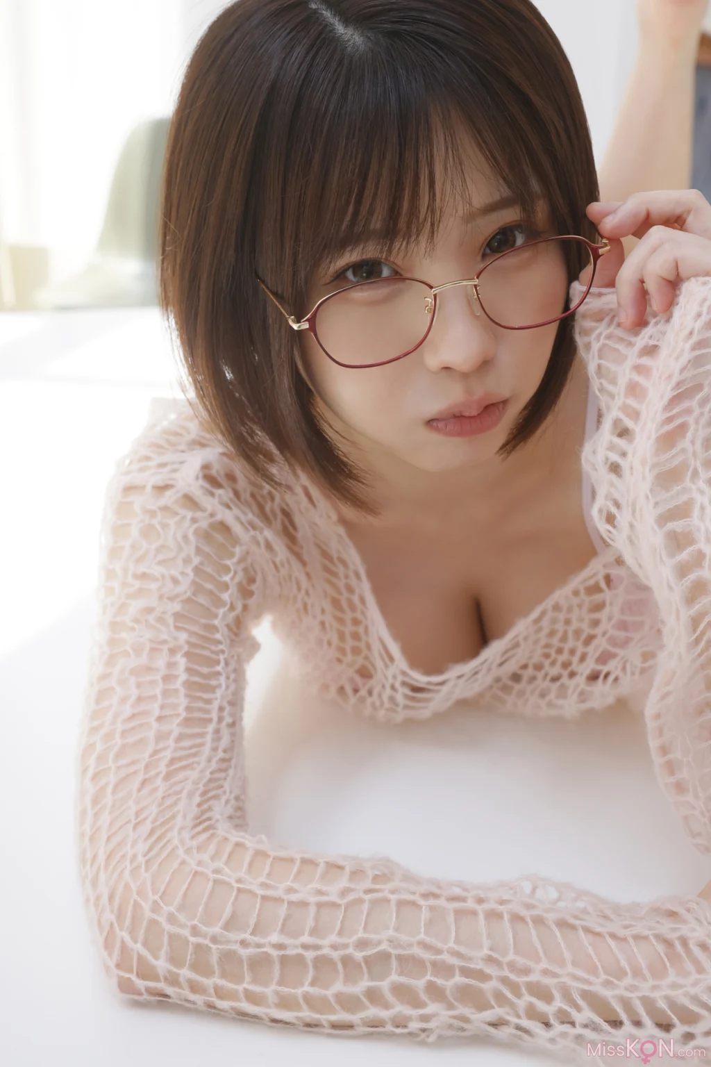 [JP] Enako (えなこ): ヤングガンガンデジタル限定写真集「くぎ付け」 (50 photos)