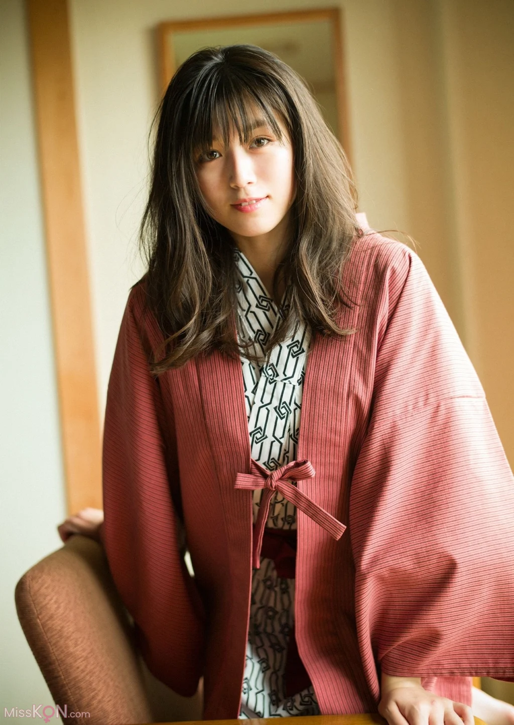 [JP] Kitamuki Miyu (北向珠夕): 【デジタル限定 YJ PHOTO BOOK】写真集「ゆざめしないうちに。」 (54 photos)