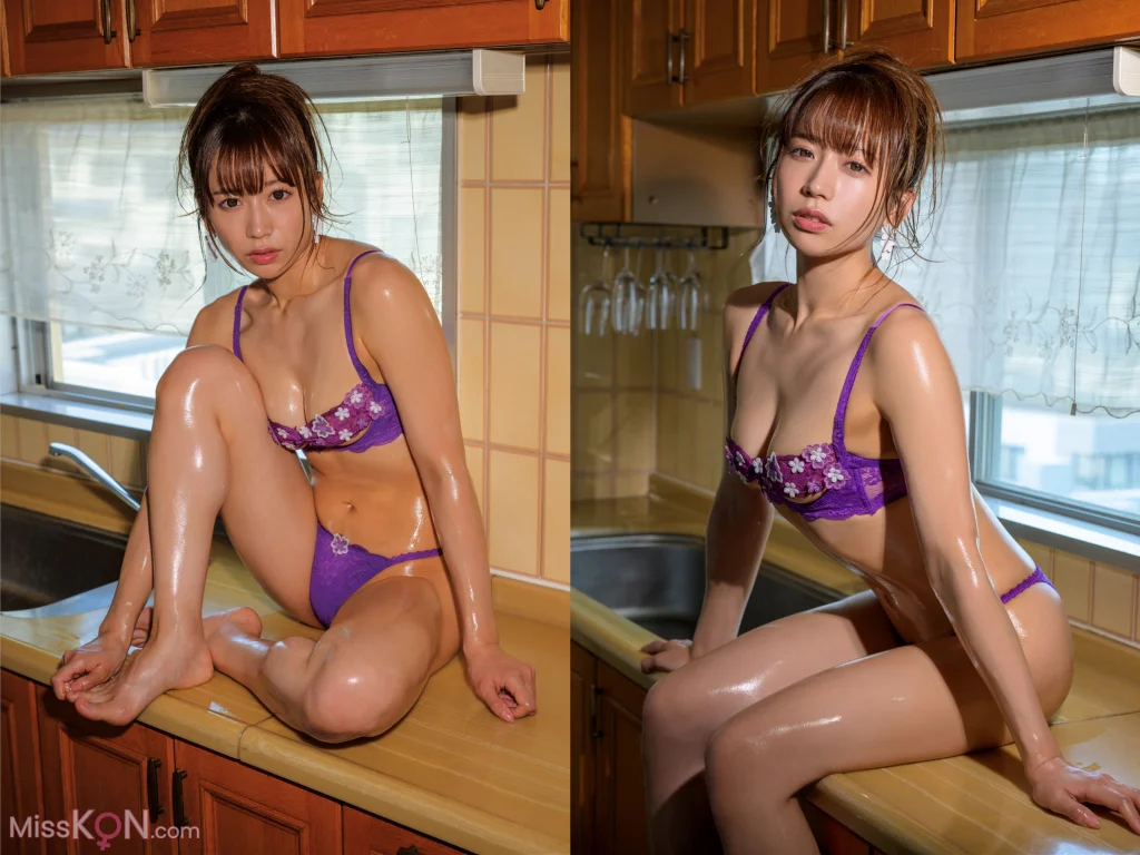 [JP] Rin Sakura (桜りん): アサ芸Secret！デジタル写真集 どこ見てるのかな？Oilyショット (40 photos)