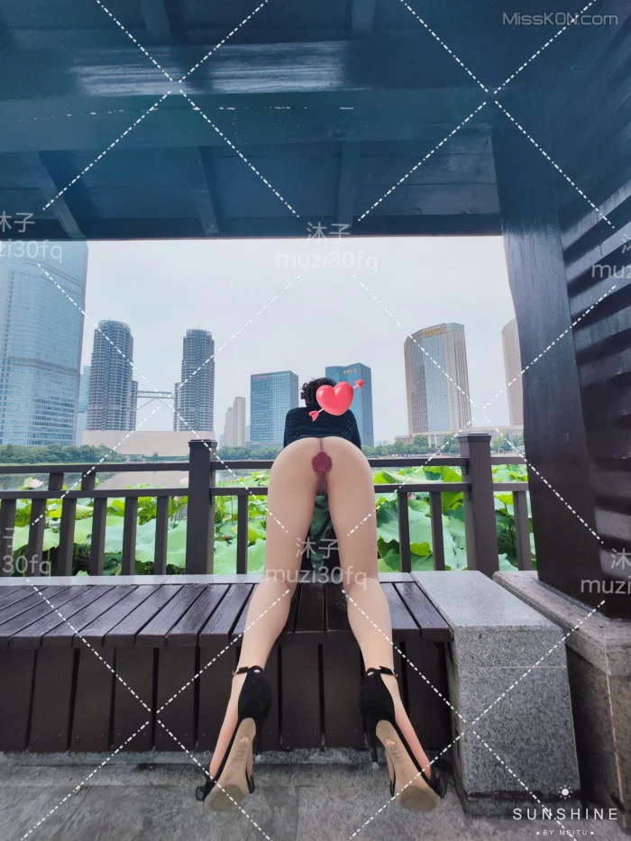 [OtherXXX] 沐子: 人前露出极品人妻 (309 photos + 98 videos) – Page 3