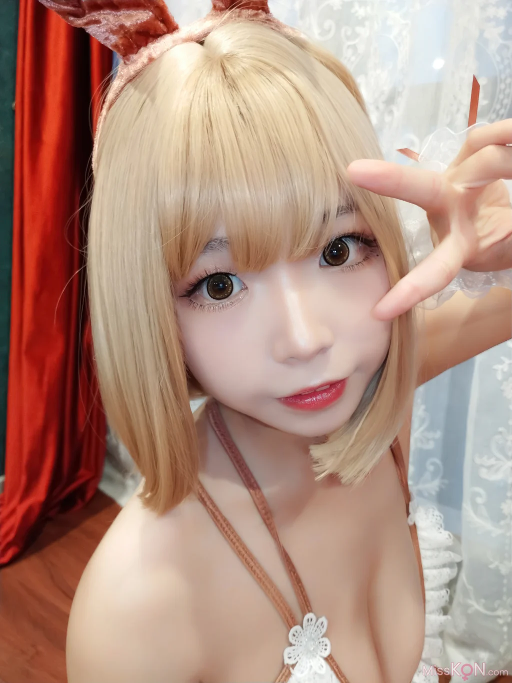 Coser@无颜小天使wy: 四月兔女郎 (28 photos)