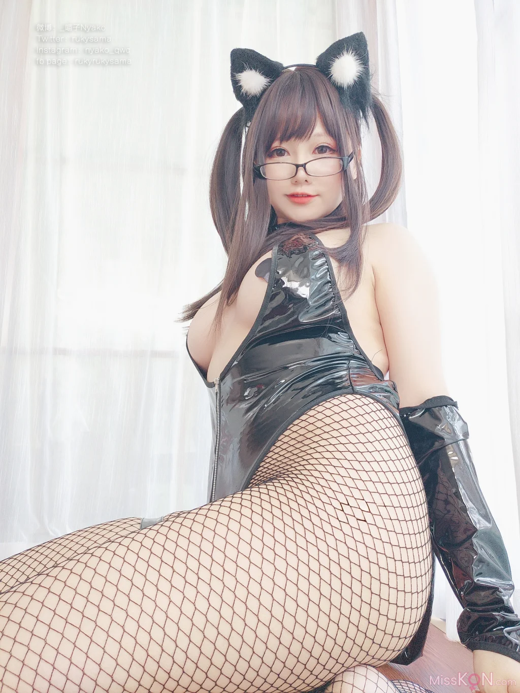 Coser@Nyako喵子: 自撮り8 漆皮猫女郎 (61 photos + 1 video) – Page 2