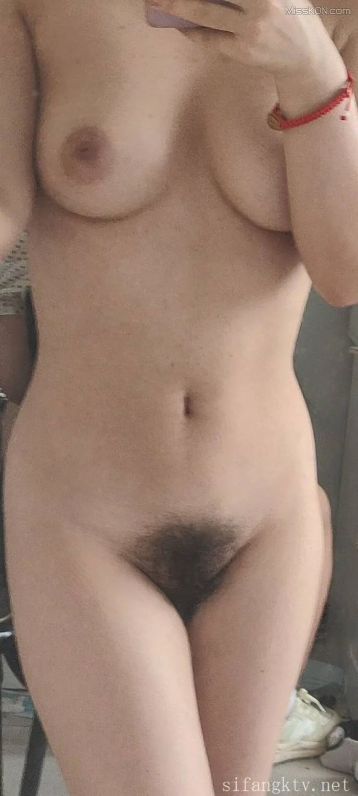 [OtherXXX] 粒の心事: 原味少女 巨乳萝莉大奶福利 (62 photos + 81 videos)