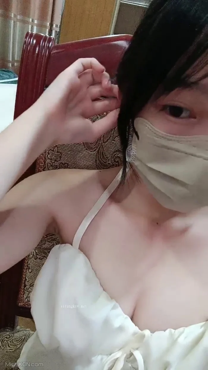 [OtherXXX] 大屁股猪猪: 清纯校花下海 身材简直太棒了 #01 (30 photos + 3 videos)