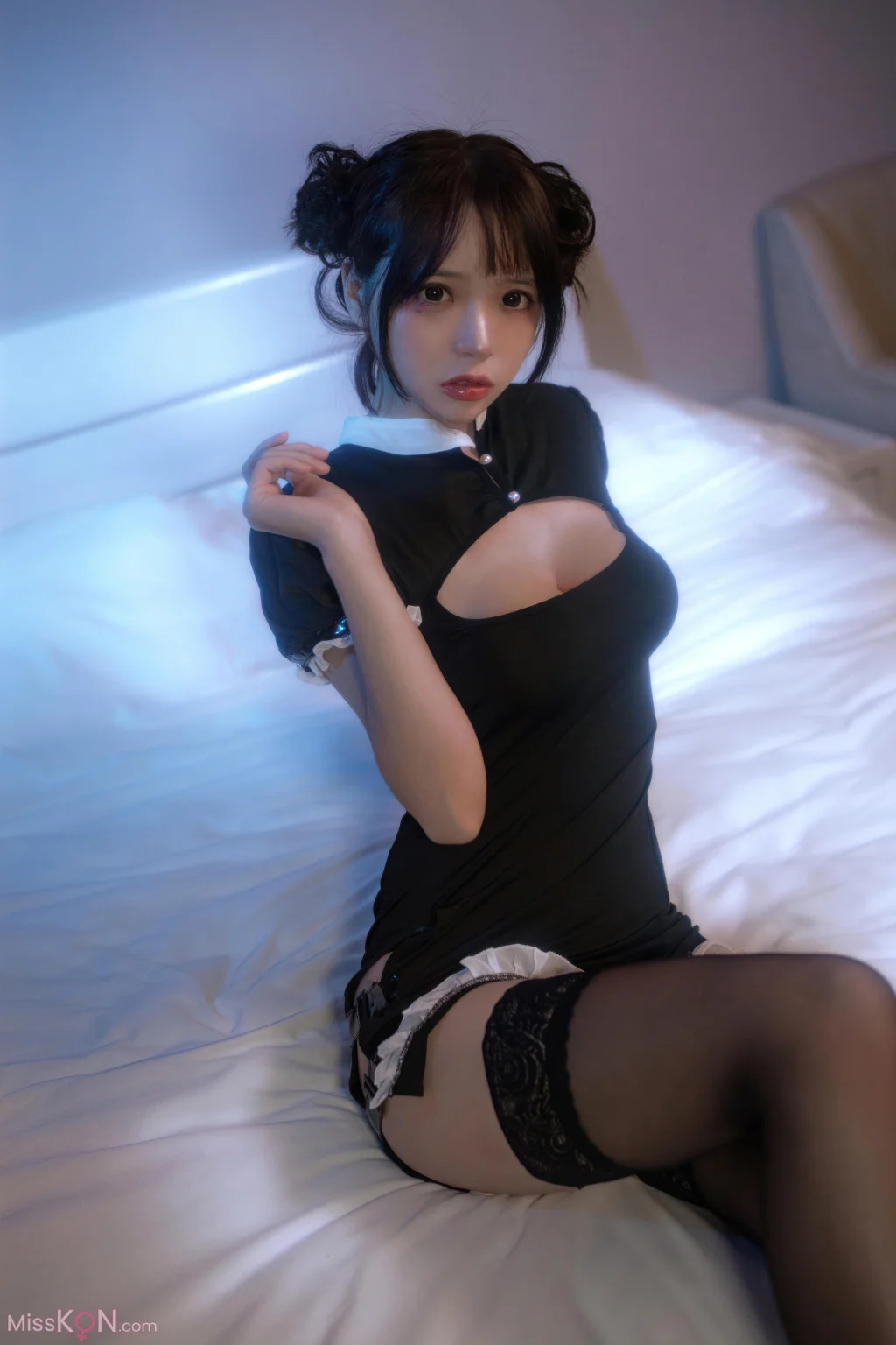 Coser@疯猫ss: 黑色护士 (40 photos)