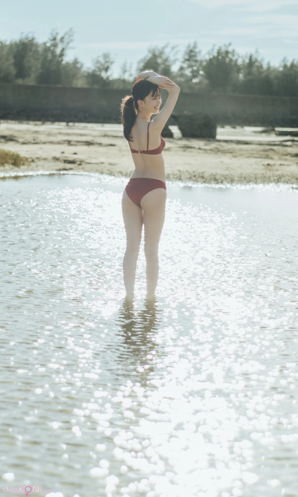 [JP] Riko Matsudaira (松平璃子): 【週プレ プラス！】アザーカットデジタル写真集 「バズる美脚、美尻。～prologue～」 (38 photos) – Page 2