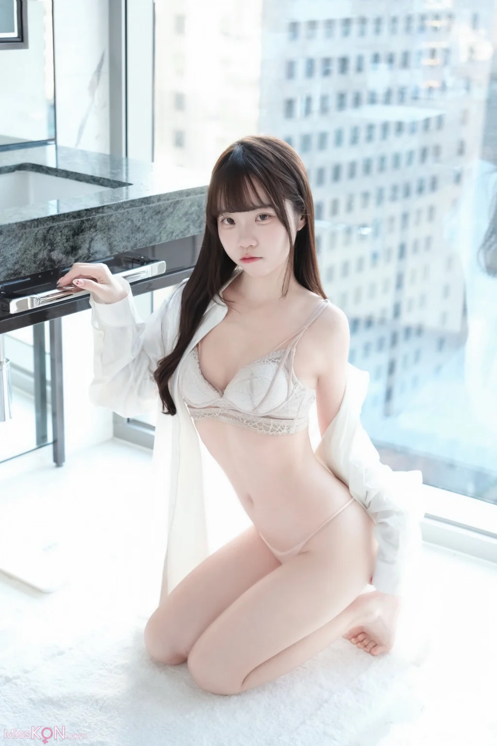 Coser@可可小白兔: 清純鄰居女孩的秘密 (63 photos)