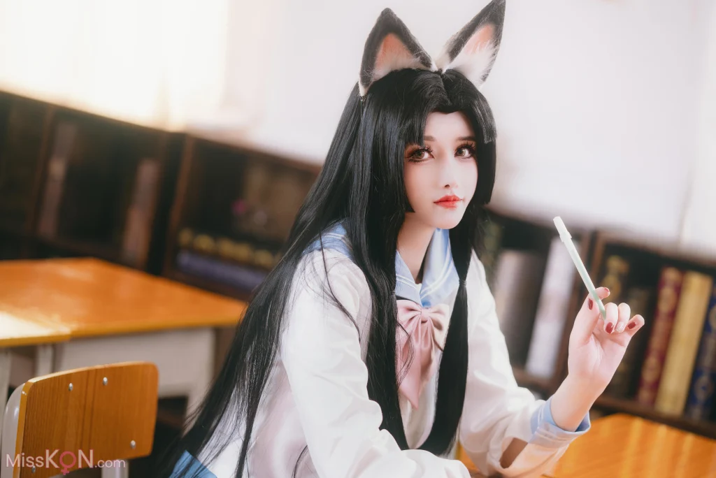 Coser@鹿八岁: 给胡桃的小小惩罚 (66 photos + 1 video)