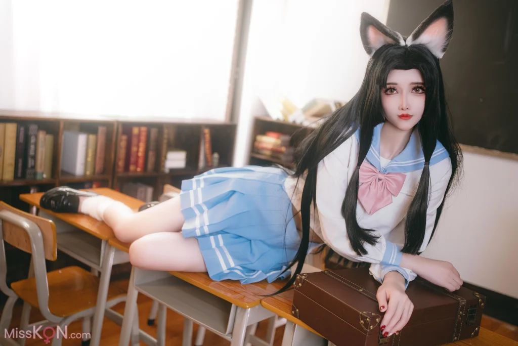 Coser@鹿八岁: 给胡桃的小小惩罚 (66 photos + 1 video)