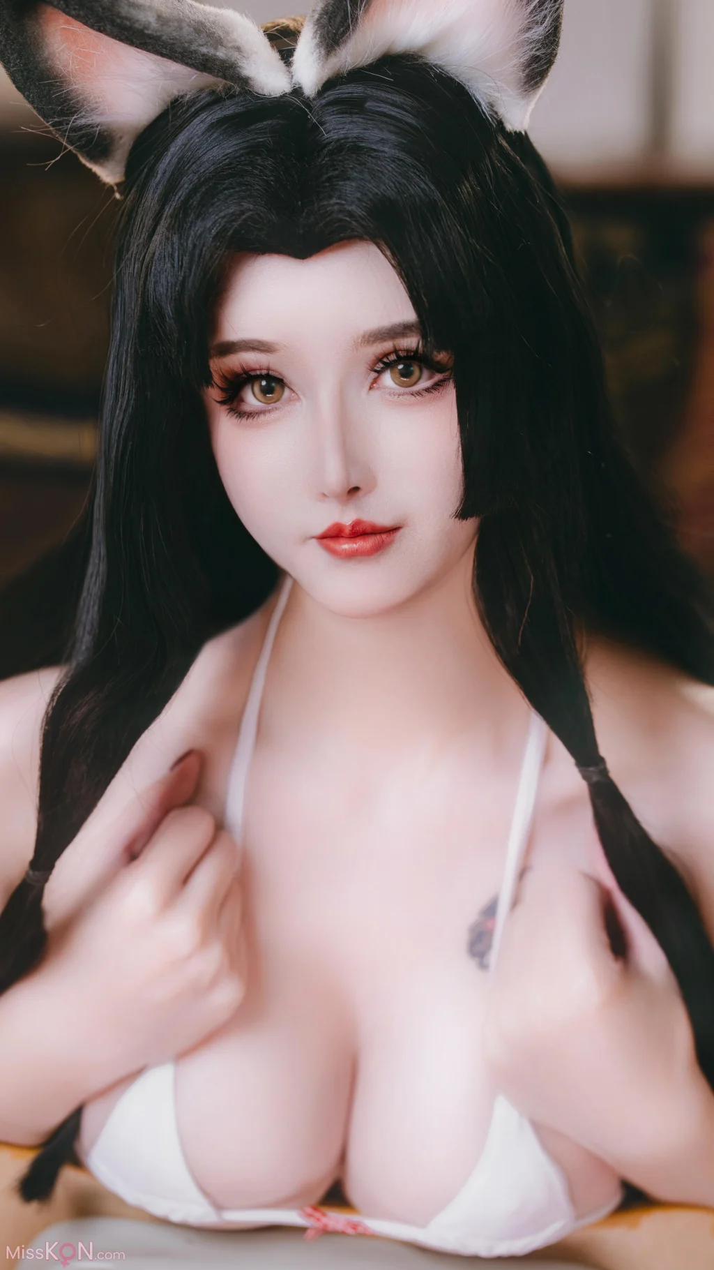 Coser@鹿八岁: 给胡桃的小小惩罚 (66 photos + 1 video)