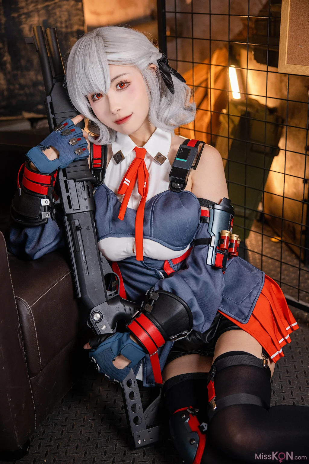 Coser@Momoko葵葵: 塞布丽娜 (9 photos)