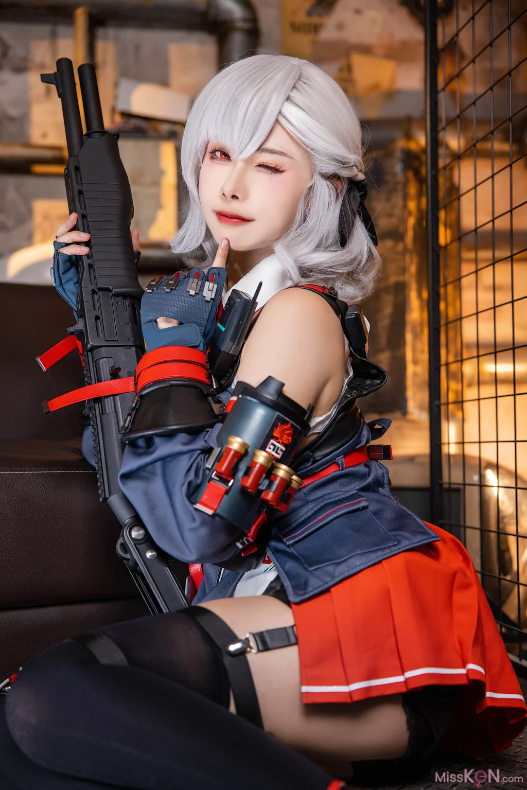 Coser@Momoko葵葵: 塞布丽娜 (9 photos)