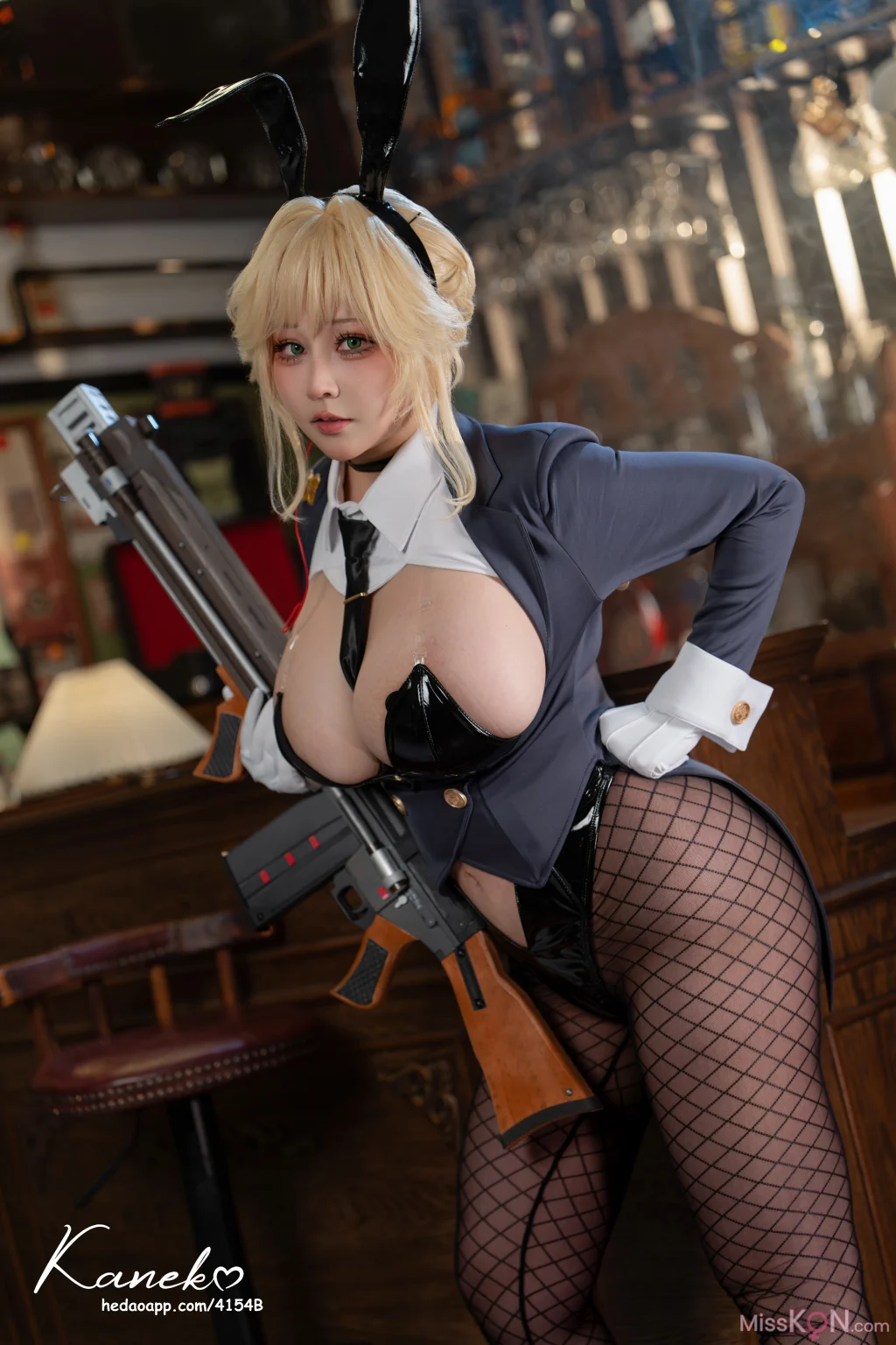 Coser@KANEKO_咔喵: Nikke 爱德·特工兔女郎 (32 photos)
