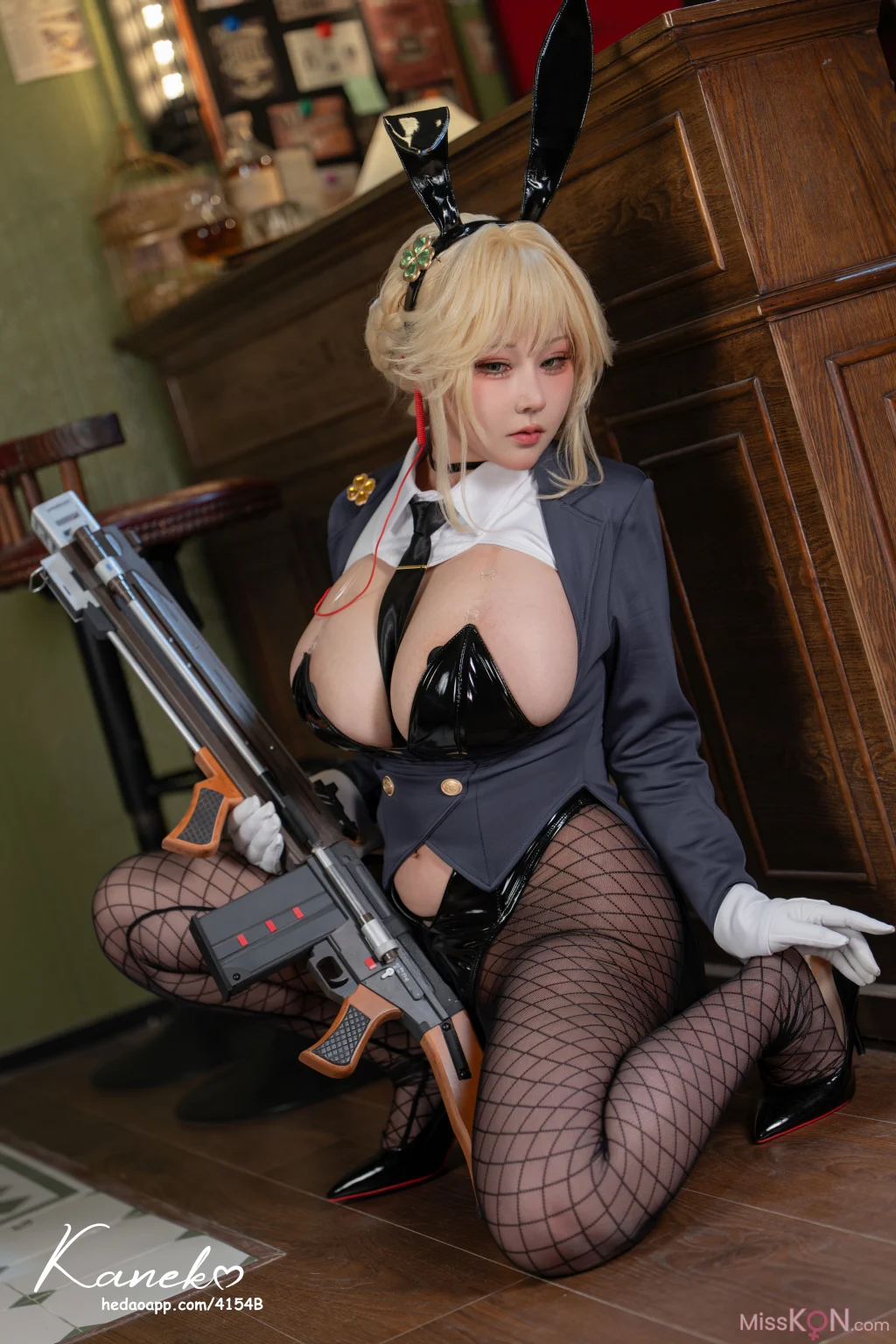 Coser@KANEKO_咔喵: Nikke 爱德·特工兔女郎 (32 photos)