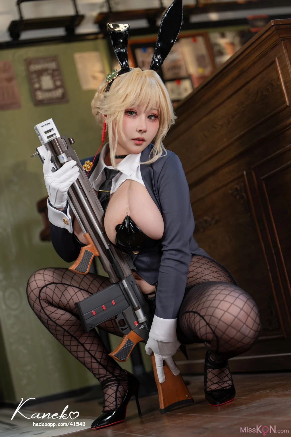 Coser@KANEKO_咔喵: Nikke 爱德·特工兔女郎 (32 photos)