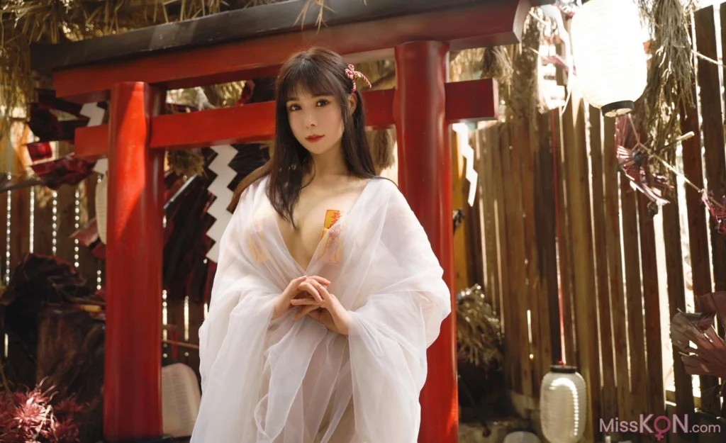 Coser@亚马逊鲶鱼: 神社符纸巫女 (96 photos) – Page 3