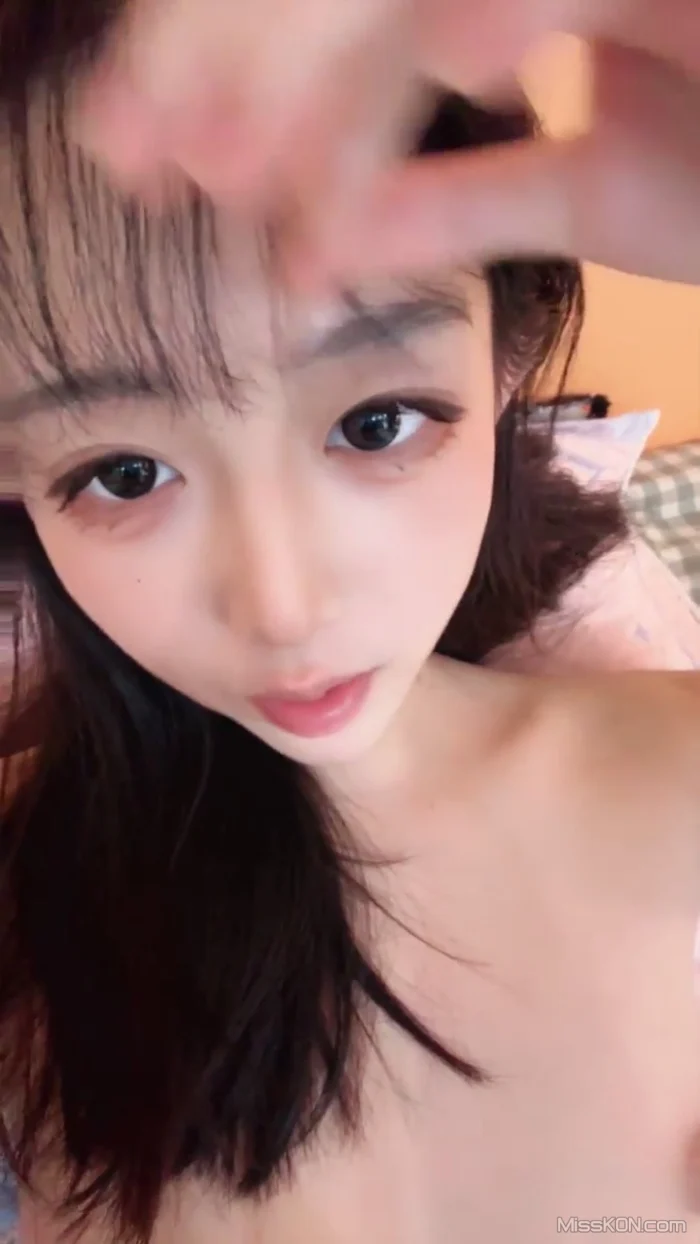 [OtherXXX] 张宝宝: 超级漂亮 校花下海内射 (51 photos + 6 videos) – Page 2
