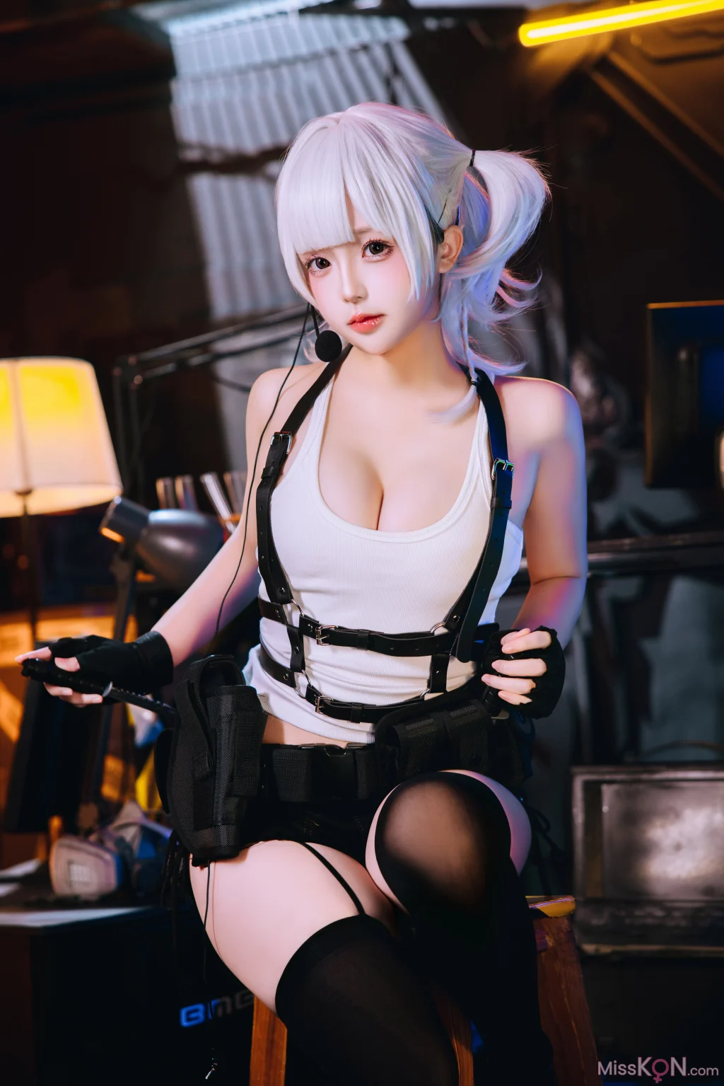 Coser@日奈娇: 代号007 (166 photos + 5 videos)