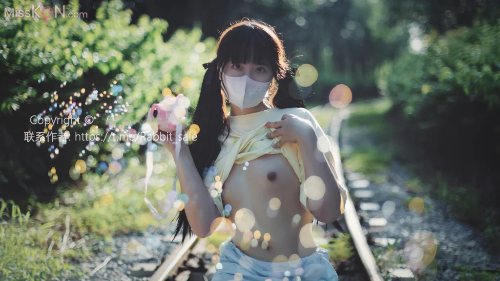 [Private Photoshoot] 爱喝奶茶的兔子: 泡沫之夏8K露出日记 (53 photos)