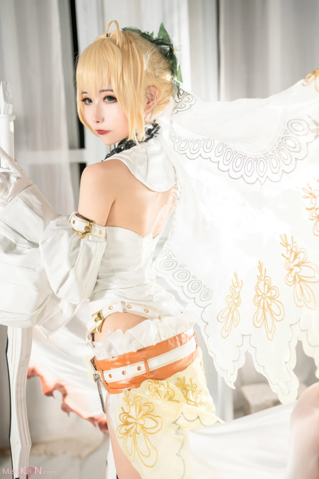 Coser@Momoko葵葵: FGO 尼禄 (13 photos)