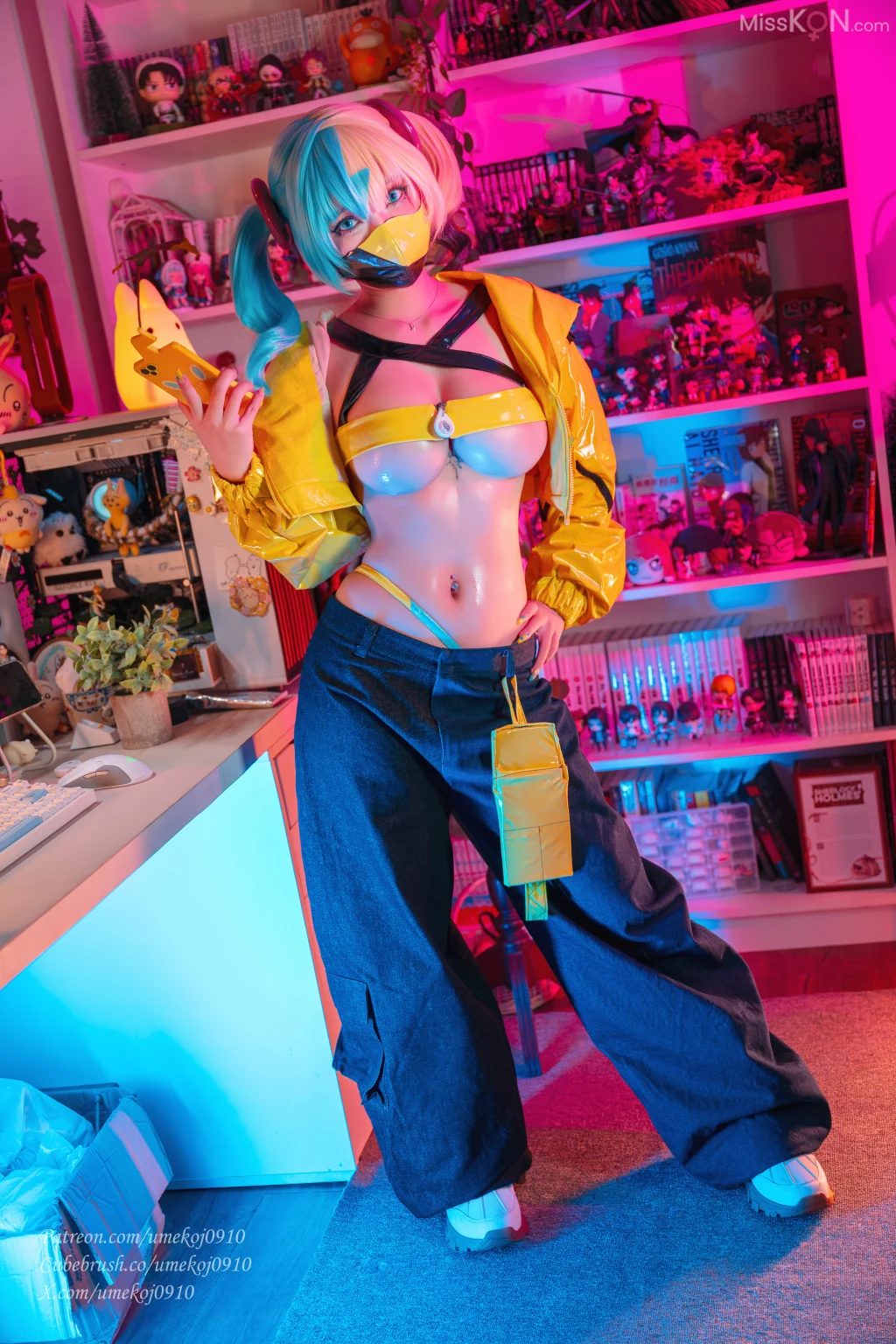 Coser@UmekoJ: Canari (Pokémon Legends Z-A) (106 photos + 6 videos)