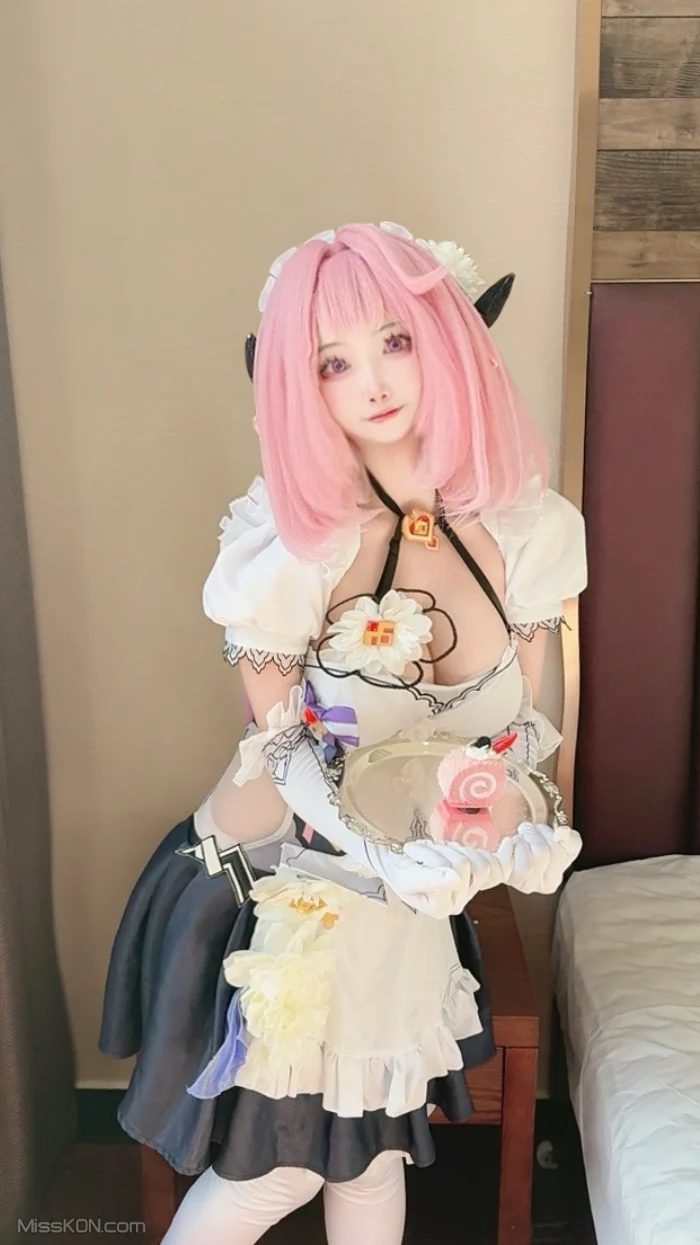 Coser@香草奶喵: 爱莉希雅女仆 (93 photos + 29 videos)