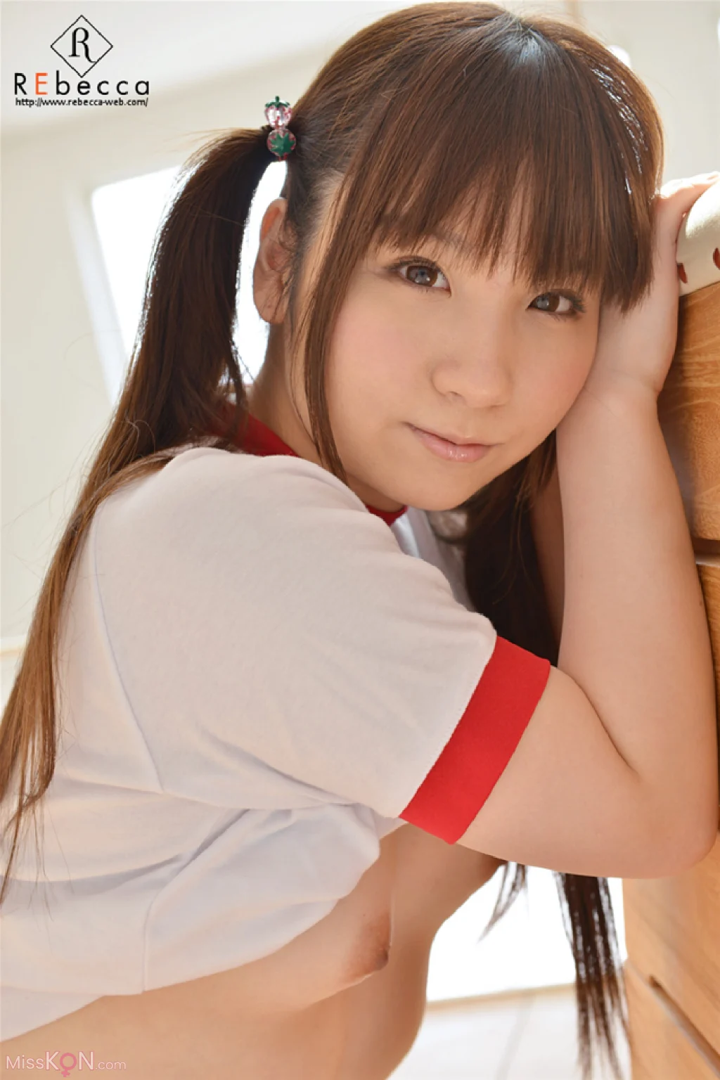 [JP] Hitomi Natsuki (夏来みあ): [REbecca] Mia コケティッシュ エンジェル・デジタル写真集 (60 photos) – Page 2