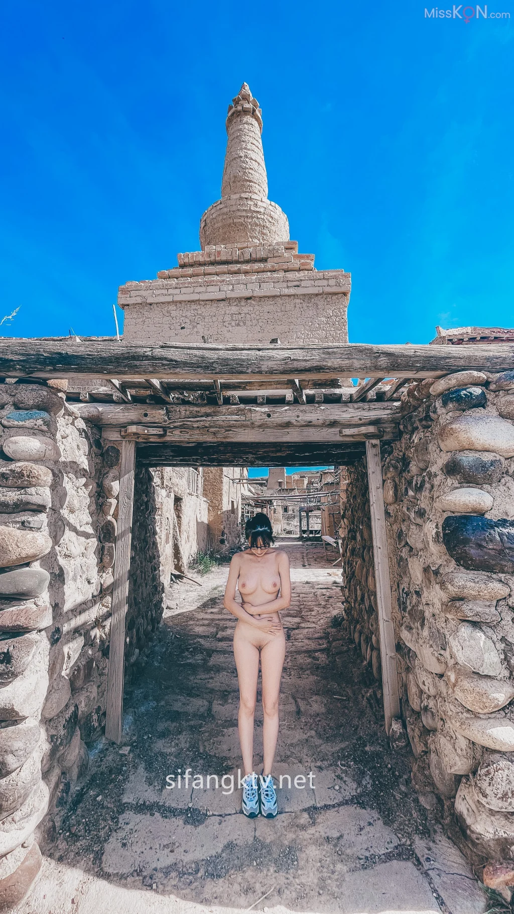 [OtherXXX] 小可爱: 绿帽癖NTR夫妻 旅拍露出 (195 photos + 15 videos) – Page 2